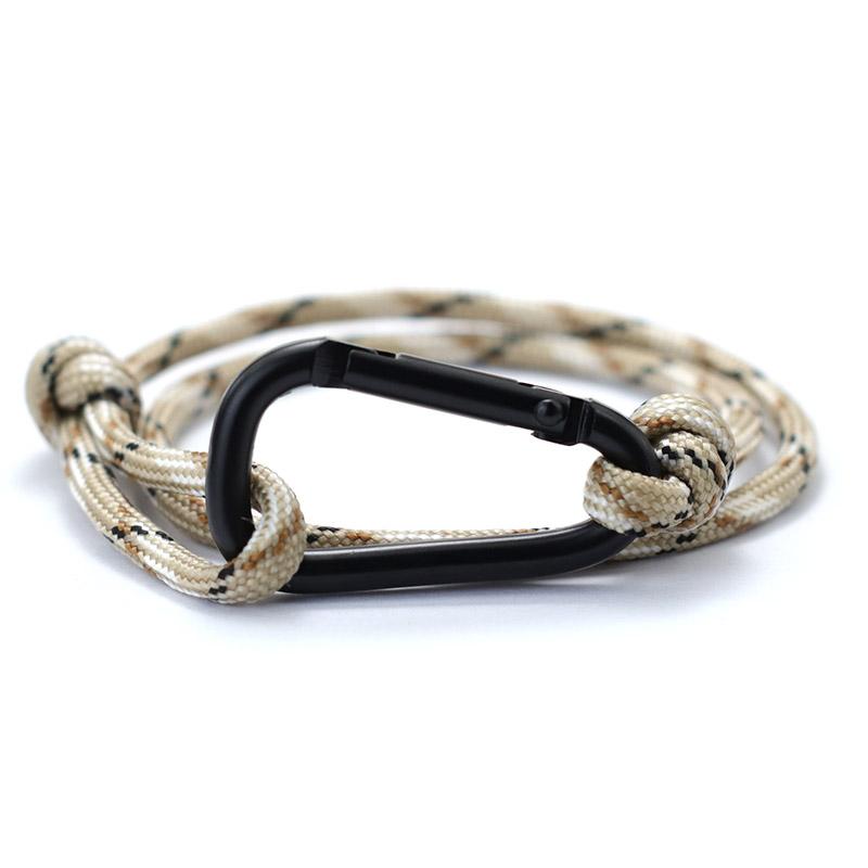 Pulsera de Aventura al Aire Libre y Montañismo para Hombres Hecha a Mano Ajustable de Paracord con Mosquetón Negro Joyería Punk Masculina Pulsera