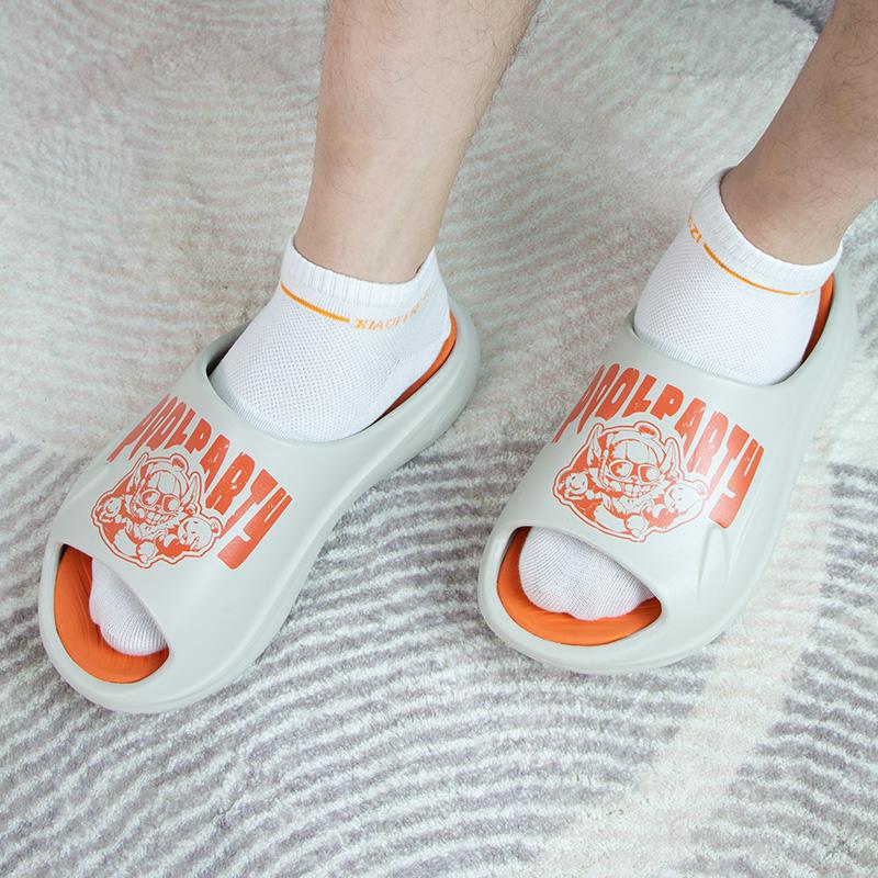 LOL X Li Ning SOFT SLIPPER Slip Resistant Odor Resistant Abrasion Resistant Slide Slippers Unisex Pearl White AGAU027-3
