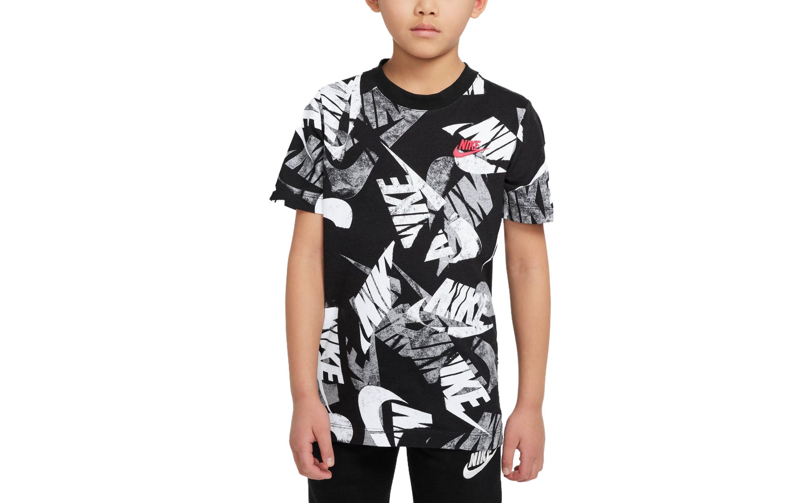 

Nike Kids T Shirts Crew Neck Moderate DO1816-010 S
