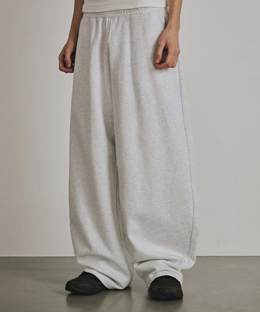 Kaneitei Curved Pintuck Sweat Pants (White Melange)