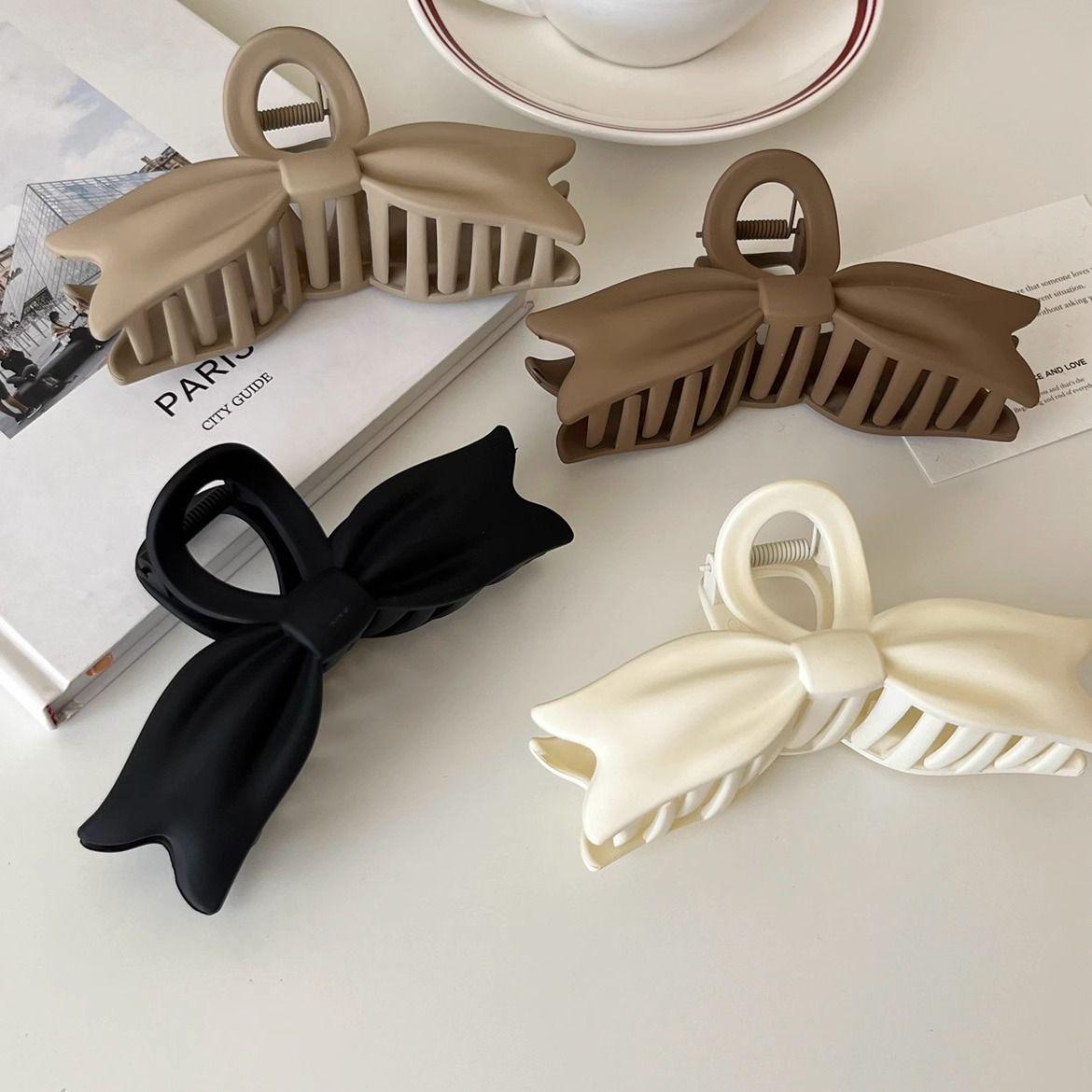 

High-End Luxury French Hairpin Claw Clip - Gentle, Stylish, Large Hair Accessory