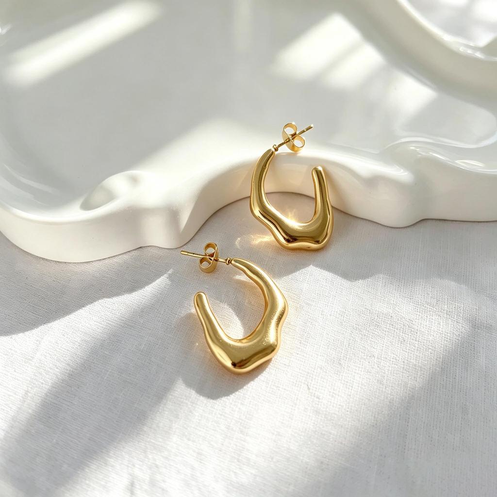 18k Gold-Plated Stainless Steel Cross Retro Light Luxury Earrings