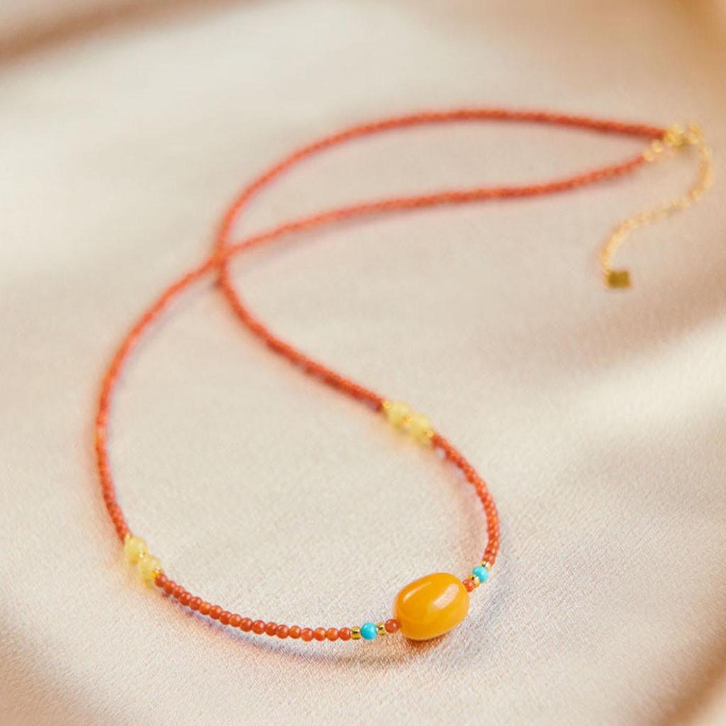 Nanhong Agate & Amber Red Beaded Pendant Choker Necklace