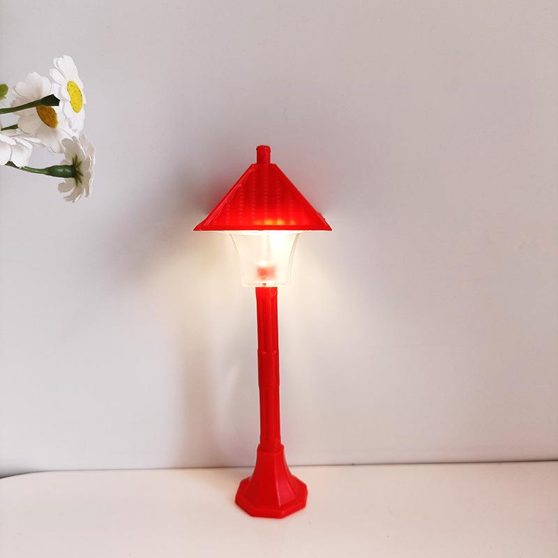 

Cute Mini European Countryside Style Street Light Button Cell Supply Power StyleD