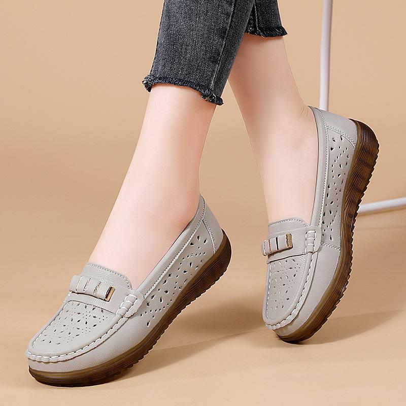 Women's PU Leather Penny Loafers Classic Moccasins Casual Slip On Comfortable Lightweight Walking Flats Driving Boat Shoes for Women Loafer Shoes