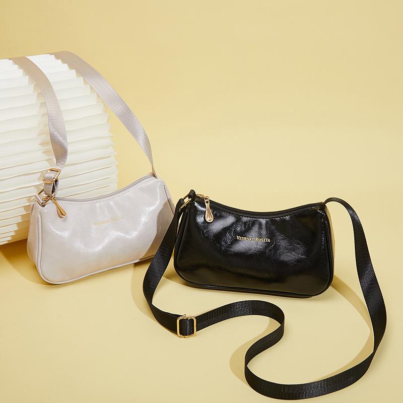 Oily Leather Retro Armpit Bag 2025 European and American Shoulder Bag VR New Mobile Phone Bag Large Capacity Female Hobo Armpit Bag