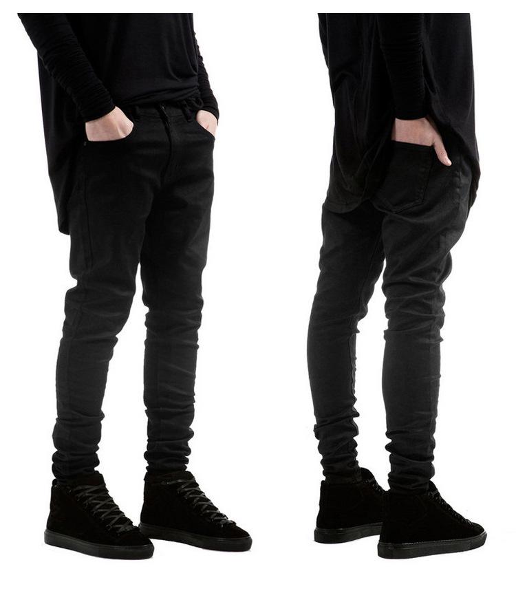 

Мужские джинсы скинни прямого кроя с эффектом стирки - Весенняя коллекция 2025 38 чёрный