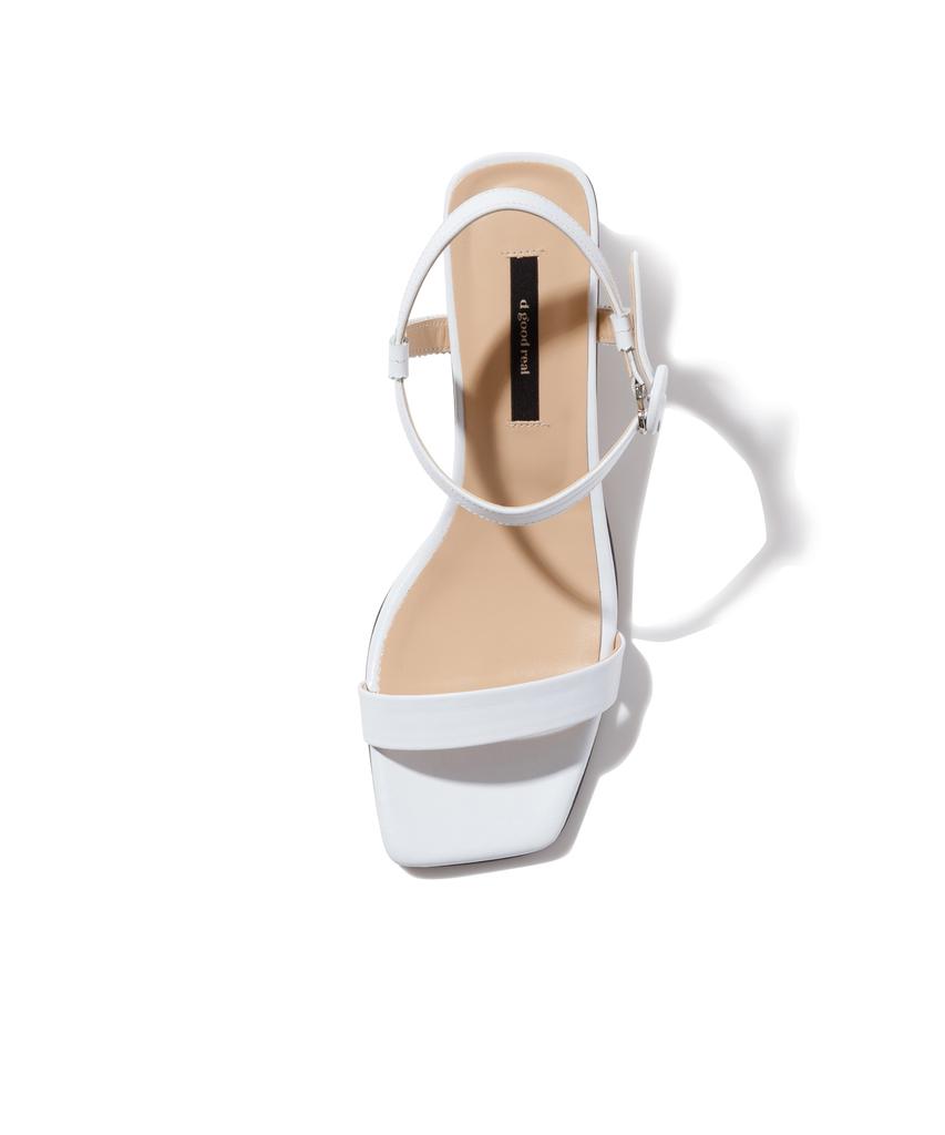 D Good Real D033Wh Margaret Sandals