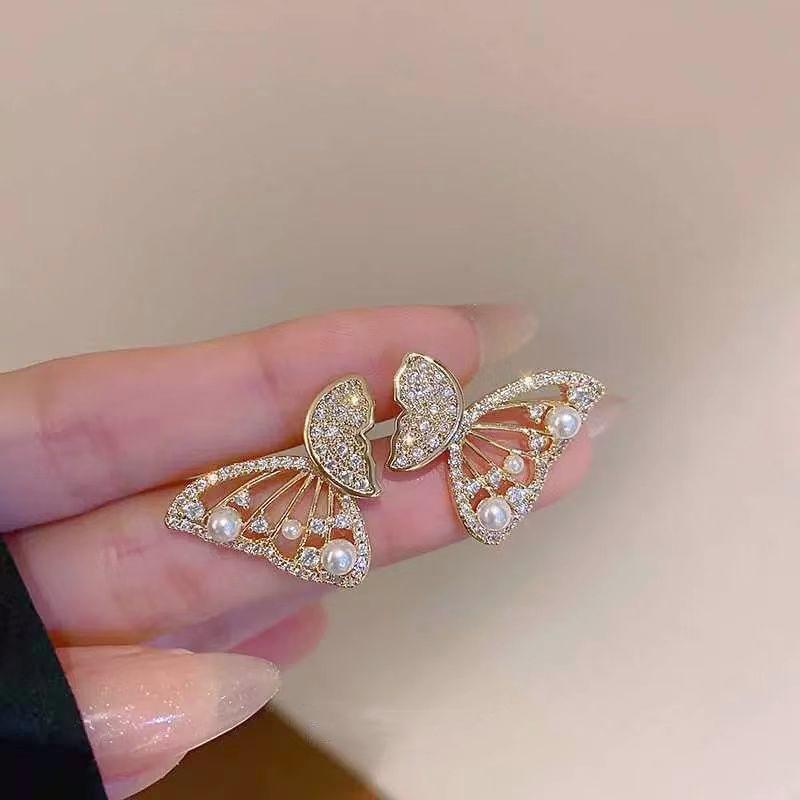 Light Luxury High-end Silver Butterfly Pearl Earrings Women's Retro Temperament Ins Style Earrings Niche Versatile Ear Jewelry