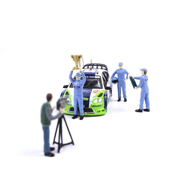 Race Medal 164 The Playing Field 2 Figure Scenario Model Set For Matchbox Tomy With High-quality Resin Material