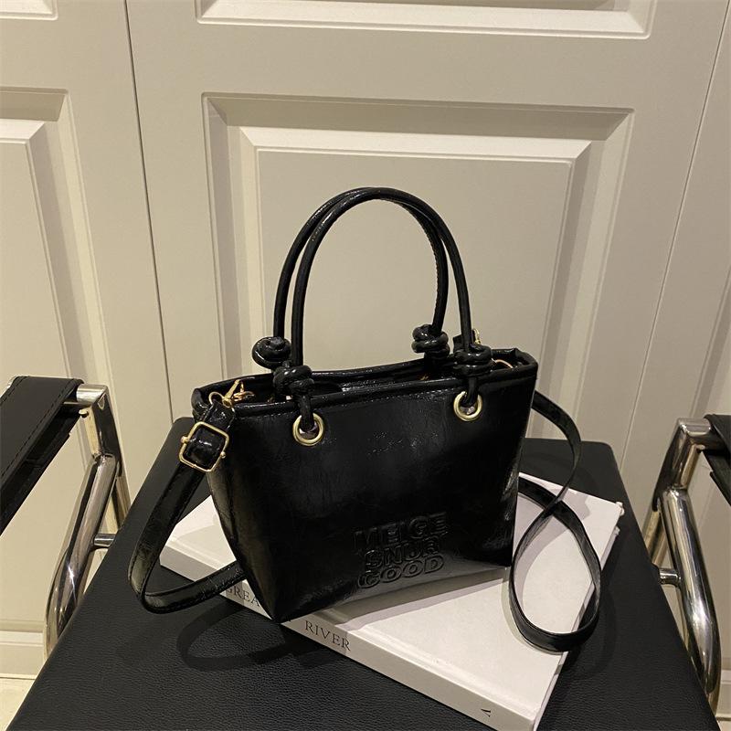 

Summer popular silver solid color women s bag new fashion portable shoulder messenger bag exquisite premium bucket bag чорний