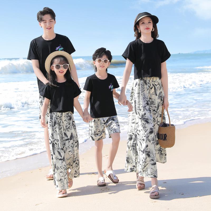 2025 New Summer Family Outfits: Parent-Child Matching Slim Suits for 3-4 People