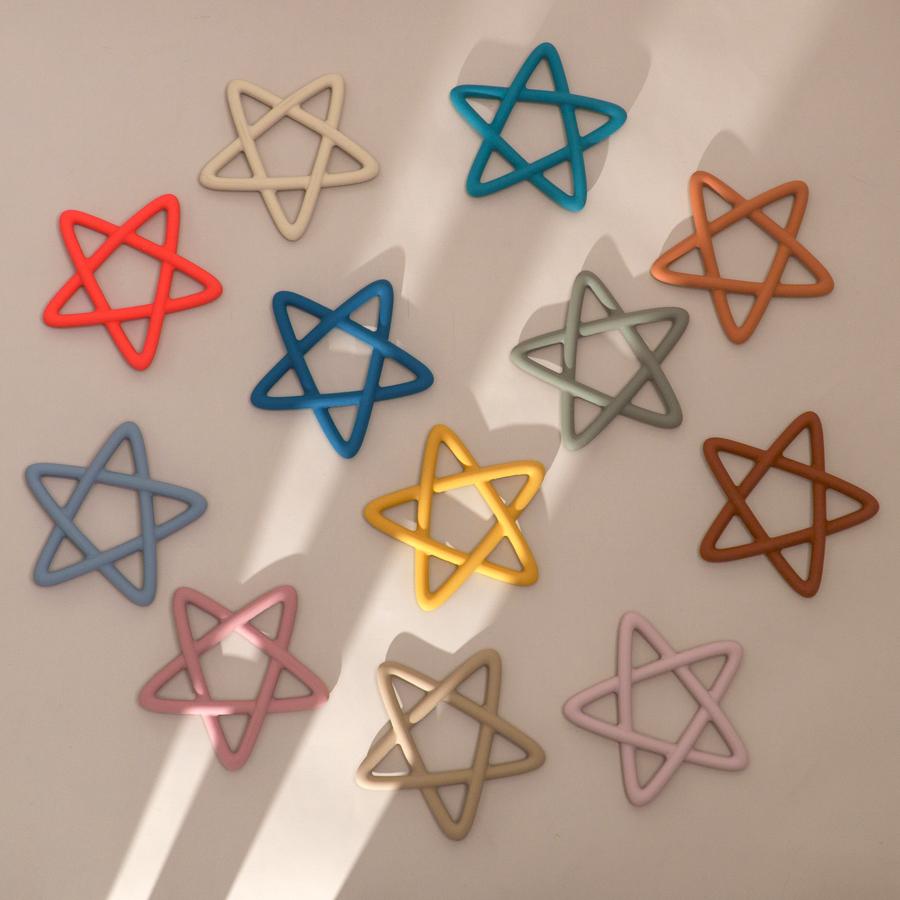 Baby Silicone Teethers Toy Food Grade Newborn Pacifier Molar Chewing Teething Toy Cartoon Star Baby Grip Training Toy