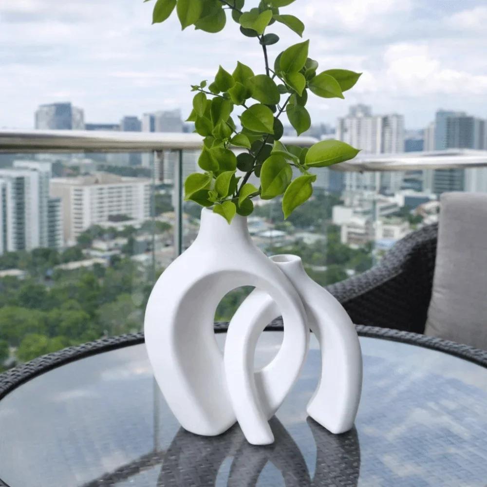Top Quality Home Decor Minimalist Imitation Ceramic Vase Modern Removable Hollow Nordic Vase Plastic Vase Set Bedhead