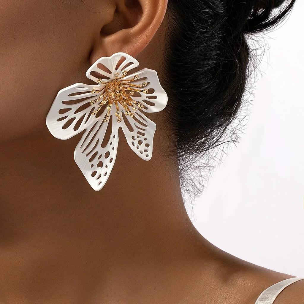 Simple Geometric Exaggerated Flower Metal Stud Earrings For Women Party Gift Holiday Fashion Jewelry