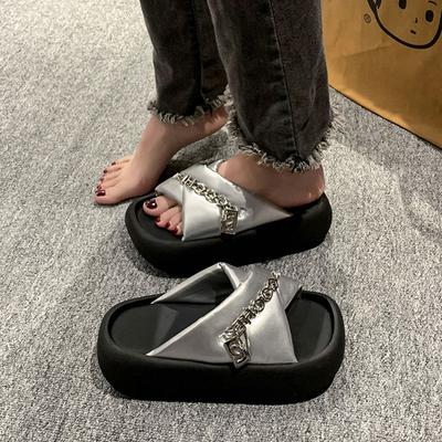 New Outer Slippers Women's Round Head JX Popular Metal Muffin Platform Summer Fashion Sandals Vacation Beach Shoes Tide
