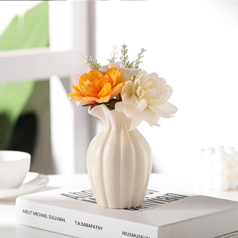 Luxuriöse minimalistische Vase für frische Blumen: Moderne Hydrokultur-Dekoration für Wohnzimmerdeko