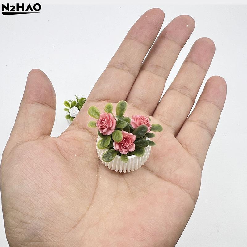 1Pcs Plastic Flower Doll House Living Room Scene Decoration Mini Rose Plant Potted Plants Model Miniature Landscape Handicrafts