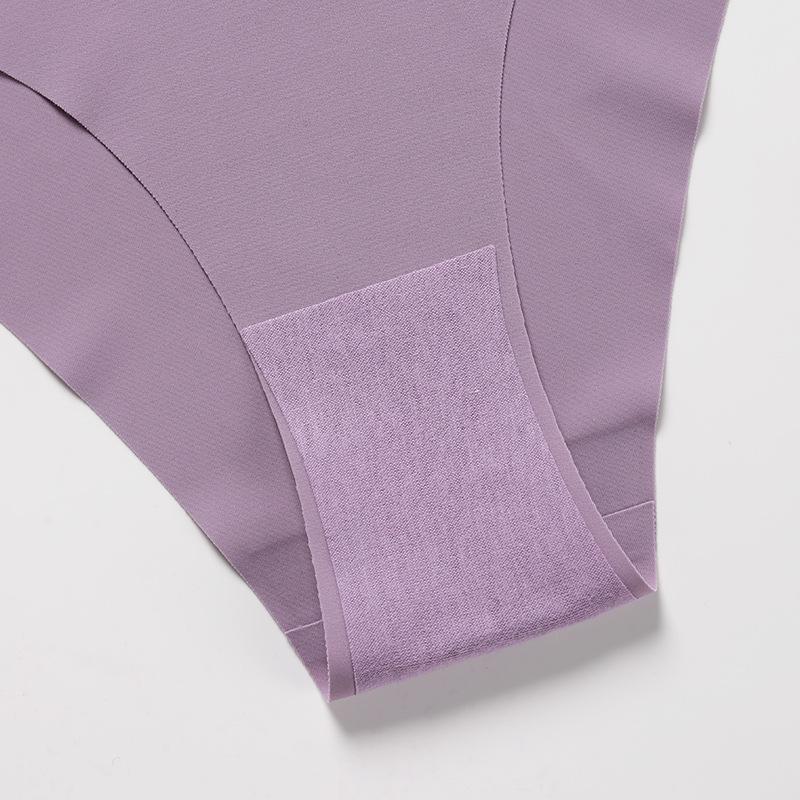 European and American ice silk seamless underwear, women's large size low waist V-shaped pure cotton crotch uncurled yoga fitness briefs