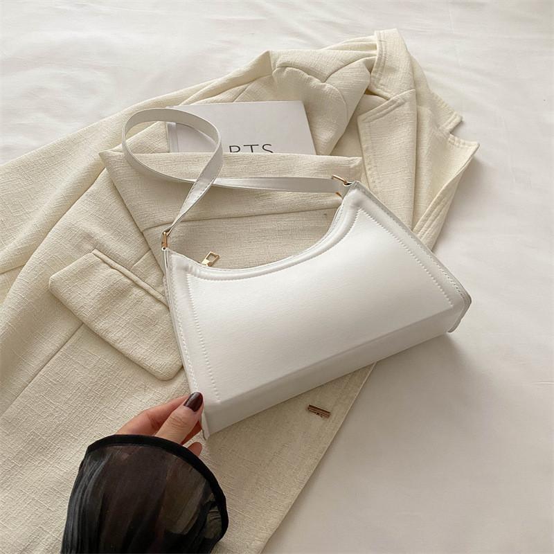 Chic French Style Aesthetic Black And White Shoulder Bag For Trendy Casual Use
