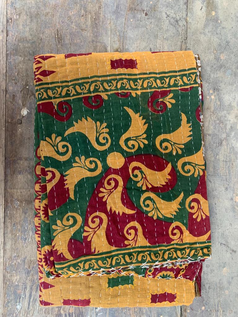 Handmade Kantha Quilt Throw: Vintage Sari Patchwork, Reversible Boho Blanket