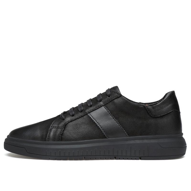 Men s Retro Cowhide Lace-Up Flat Sole Sneakers 37
