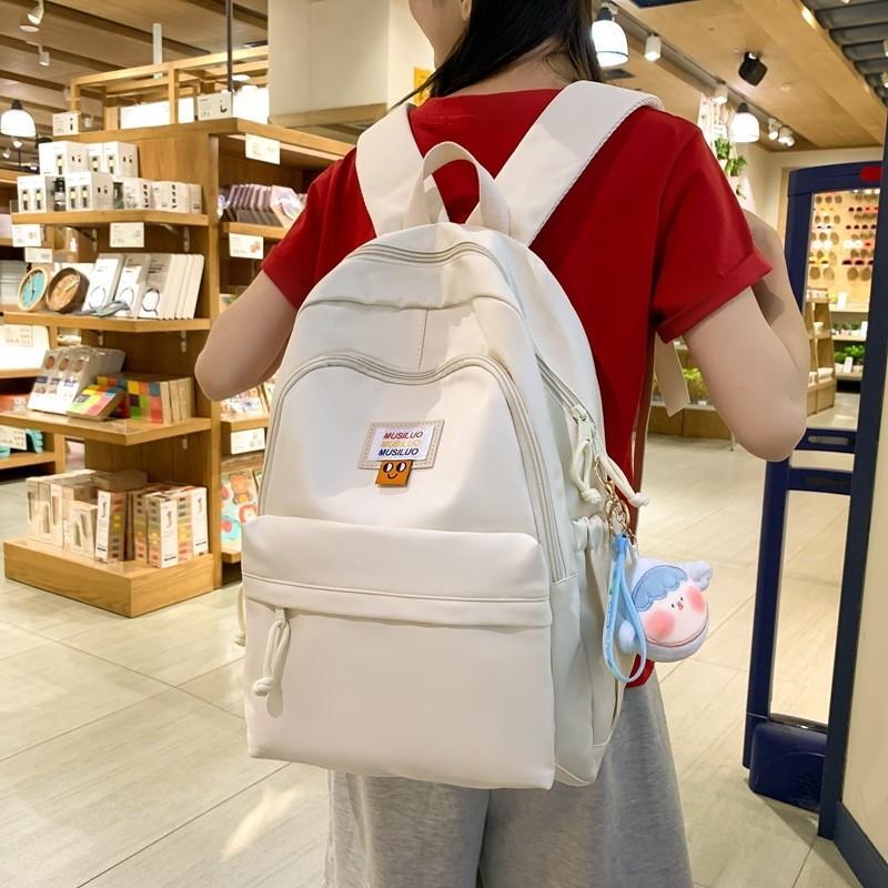 Fashionable Large Capacity Korean Style Backpack Waterproof Nylon School Bag For Men And Women