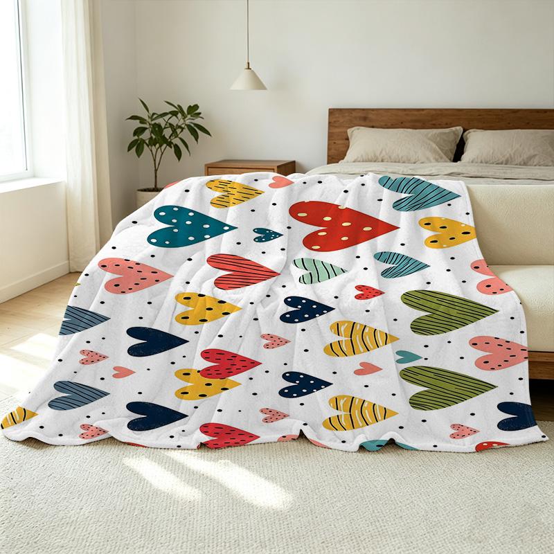Thick Flannel Fleece Blanket Heart Pattern, Soft Cozy Colorful Design, Ideal for Home, Guest Room & Valentine’s Gift
