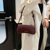 Simple retro fashion shoulder small square bag  winter new personality popular niche design handbag