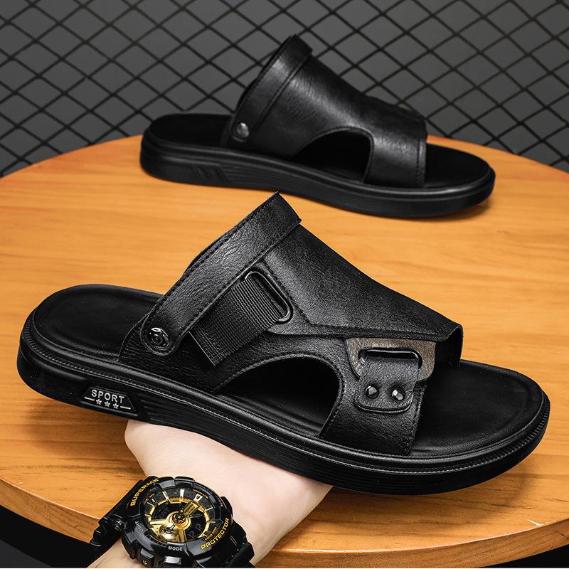 

Мужские модные уличные сандалии и пляжная обувь - шлепанцы двойного назначения на мягкой подошве в корейском стиле Size 44 чёрный