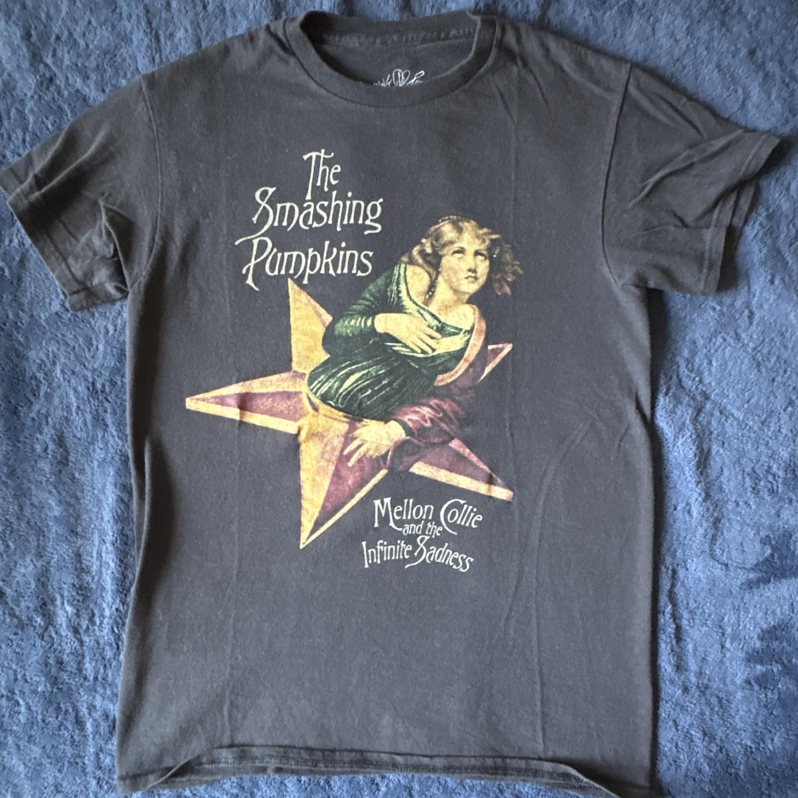 The Smashing Pumpkins Mellon Collie Graphic Print T-Shirt Gray Crew Neck Unisex T-Shirt L