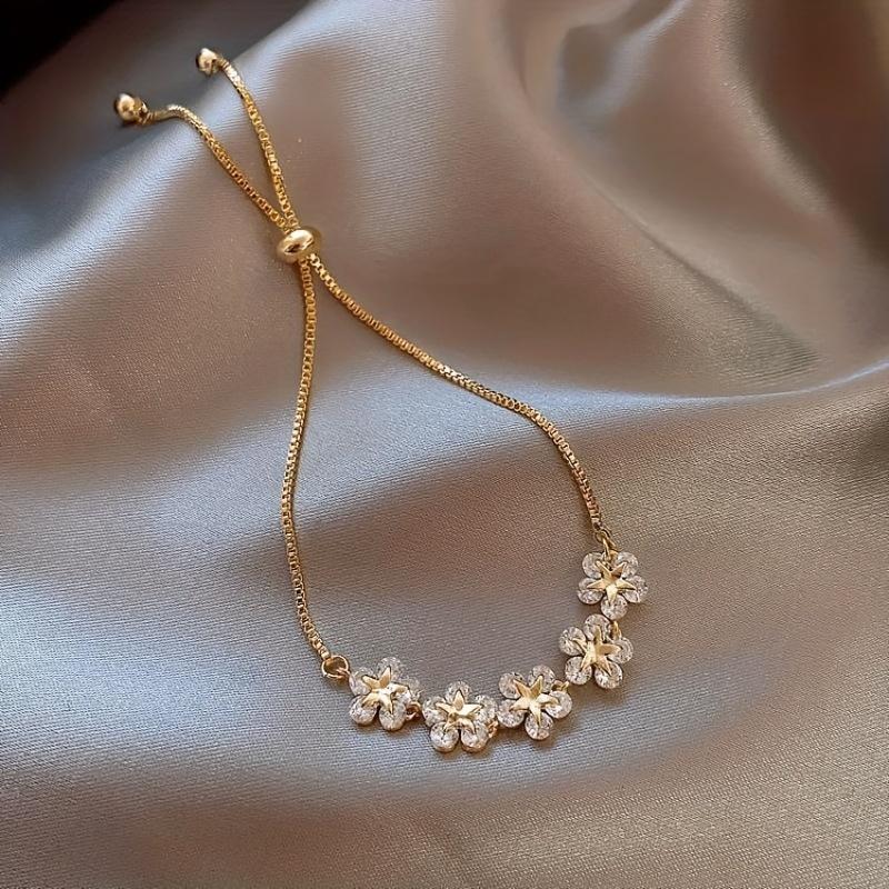 Adjustable Flower Beaded Chain Bracelet Inlaid Shiny Synthetic Zirconia Copper Hand Jewelry Decor for Women