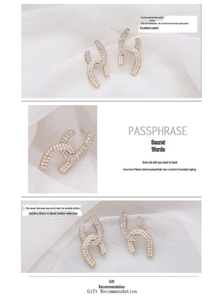 Xiao Xiangfeng Double C Pearl Bowknot Earrings: 925 Silver Zircon Japanese-Korean Style