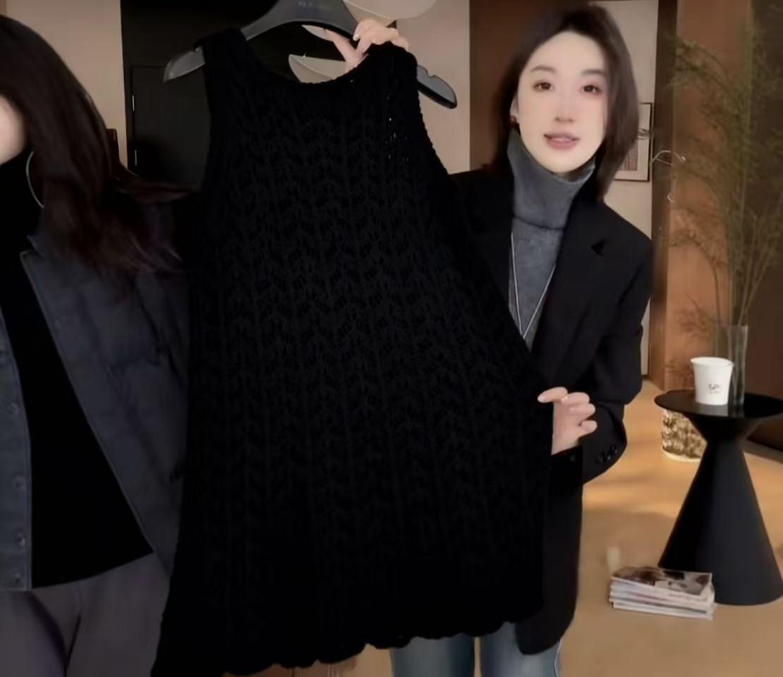 

Elegant Plus Size Crochet Hollow Vest Dress for Spring 2026 L [80-90 kg] чёрный