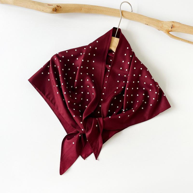 Niche Irregular Scarf Shawl Spring and Summer Twill Triangle Scarf Versatile Scarf Professional Leopard Scarf Decoration