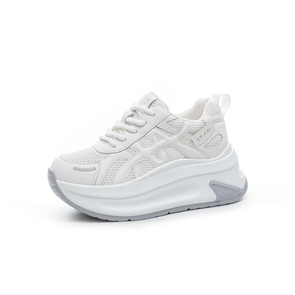 Neue Sommer-Mesh-Atmungsaktive Weiße Schuhe Damen Freizeit-Sport Bequem Flach Höhenverstellende Schuhe und Cut-Out-Schuhe