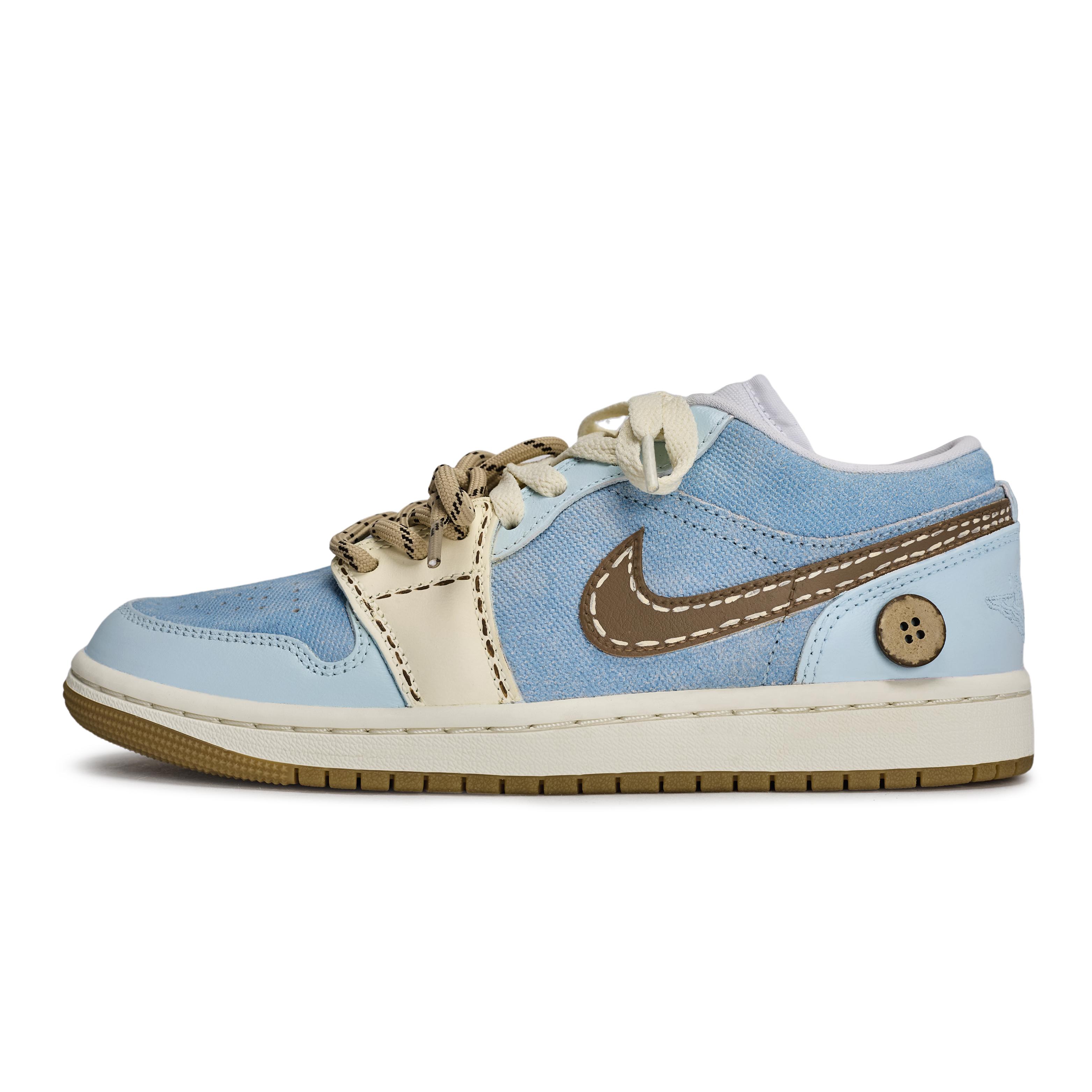 

Jordan Air Jordan 1 REGO Hot Dog, Denim Plush Low top Vintage Basketball Shoes Women s White Blue Brown HQ2004-400(Team1189-) 36.5