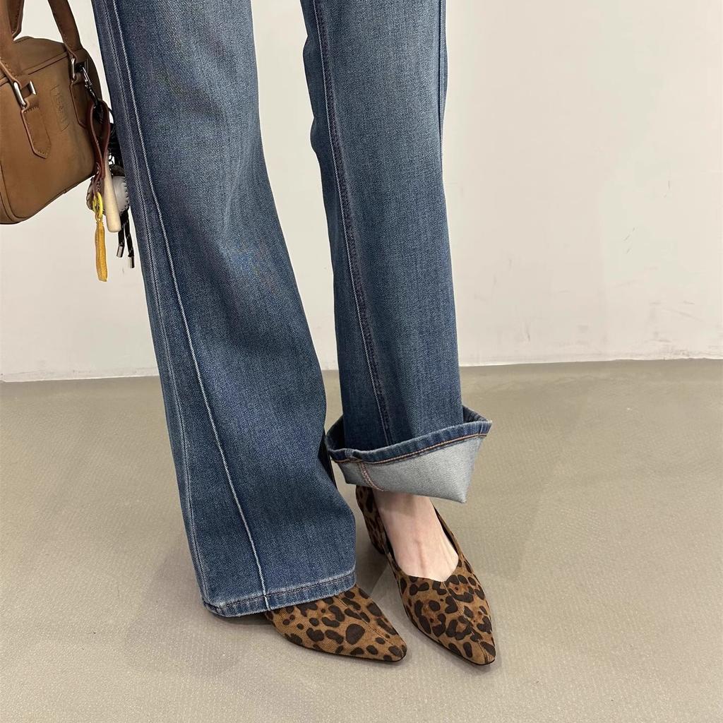 Niche Korean version of retro pointed head shallow mouth single shoes women's 2025 autumn and winter new fashion commuter leopard print thick heel sho