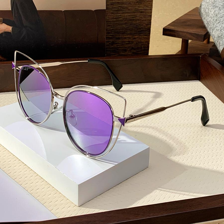 

Fashionable Ladies Cat Eye Glasses with Hollow Design Butterfly Shape for Party Street Style Photography Decoration фіолетовий