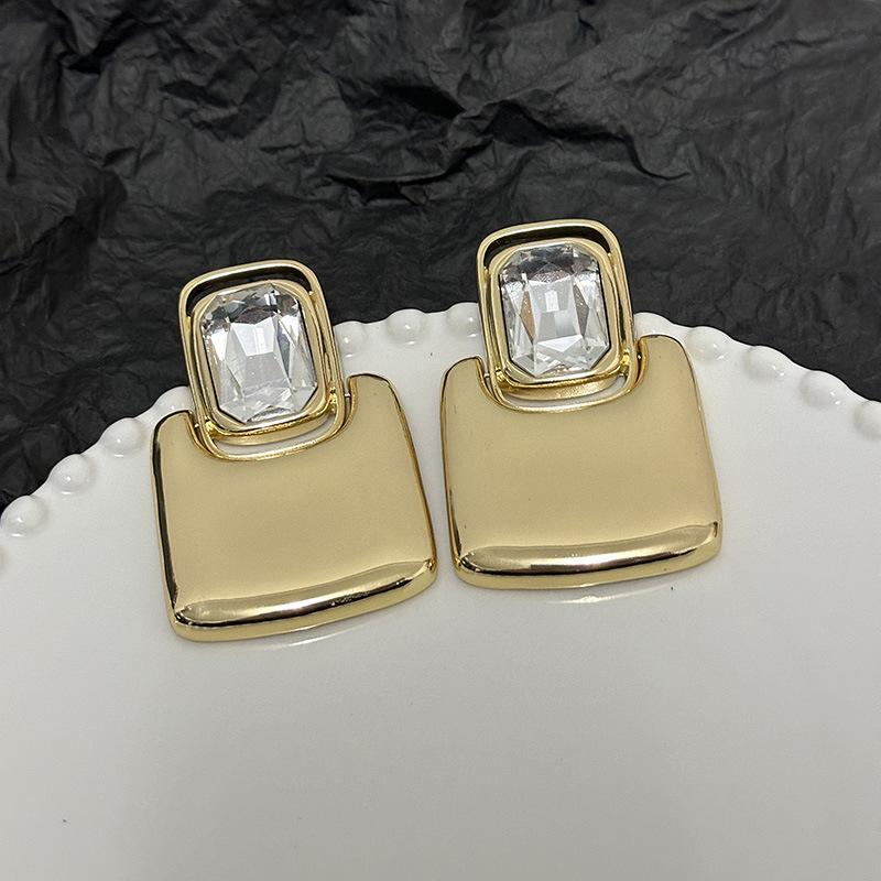 French Retro Light Luxury Premium Mirror Metal Geometric Square Gemstone Earrings Fashionable Temperament Celebrity Style Earrings