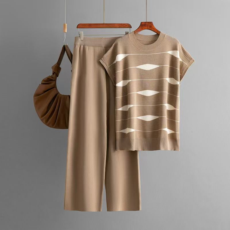 

Western Style New Knitted Short sleeve Top Wide Leg Pants Two-Piece Knitted Top and Pants Set Khaki One size
