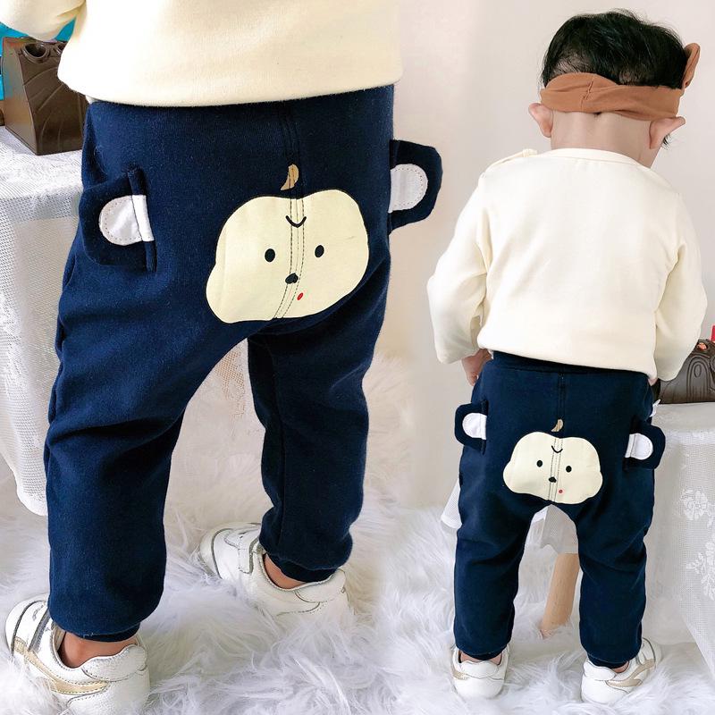 Neue Babyhosen für Jungen und Mädchen für Herbst und Winter, mit offenem Schrittdesign für einfaches Wechseln. Geeignet für 6–8 Monate alte Babys.