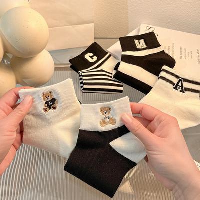 5 Pairs of Women's Cute Bear Embroidered Ankle Socks