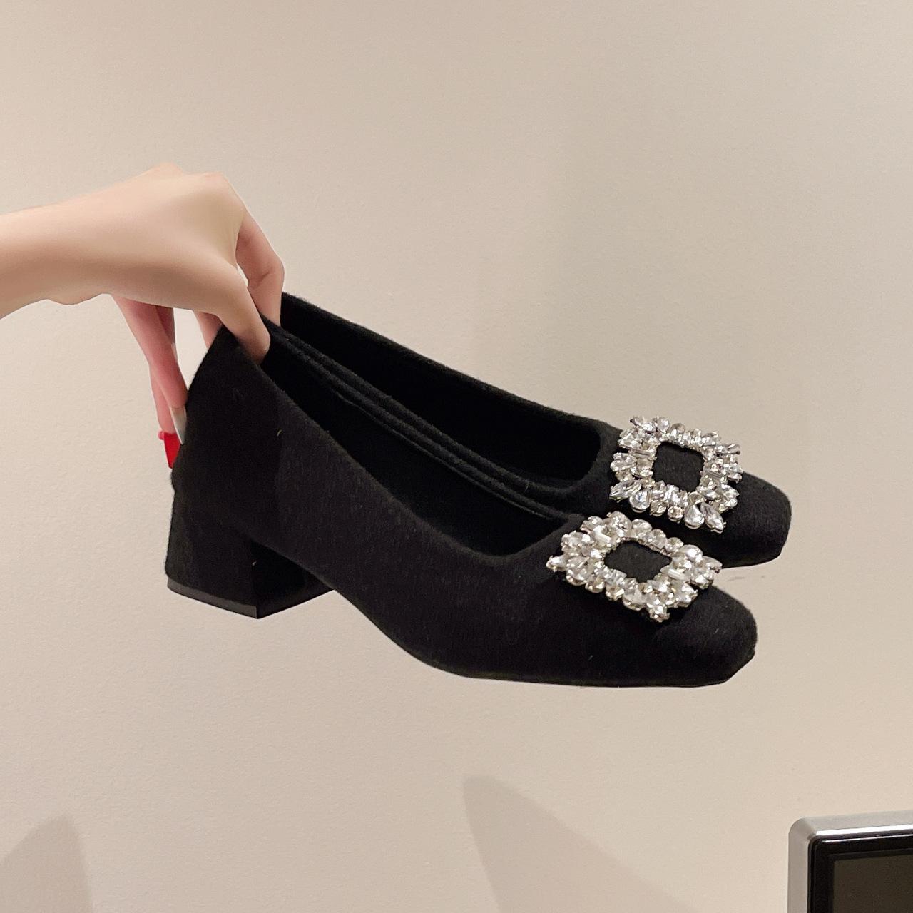 

толстый каблук квадратный носок стразы серые одинарные туфли женская обувь новая осенне-зимняя плюшевая обувь обувь для работы 40 чёрный