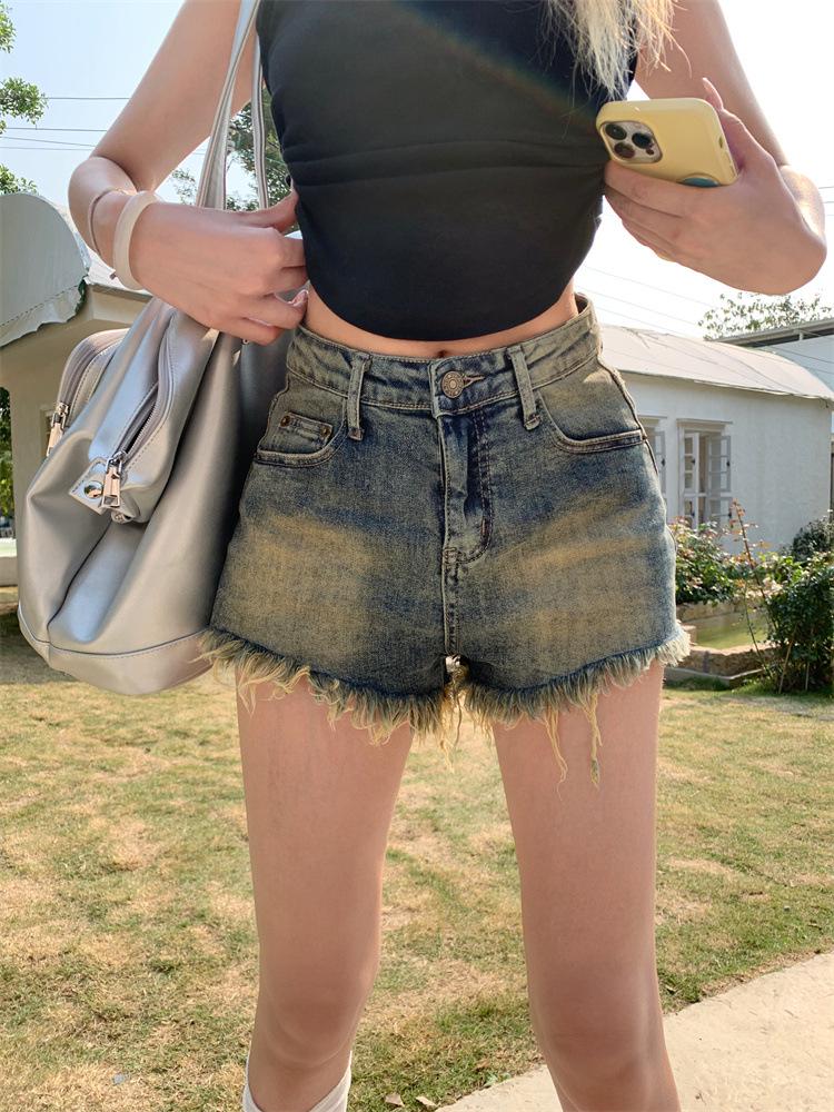 Women s High Waist Retro Distressed Denim Shorts - Frayed A-Line Hot Pants L