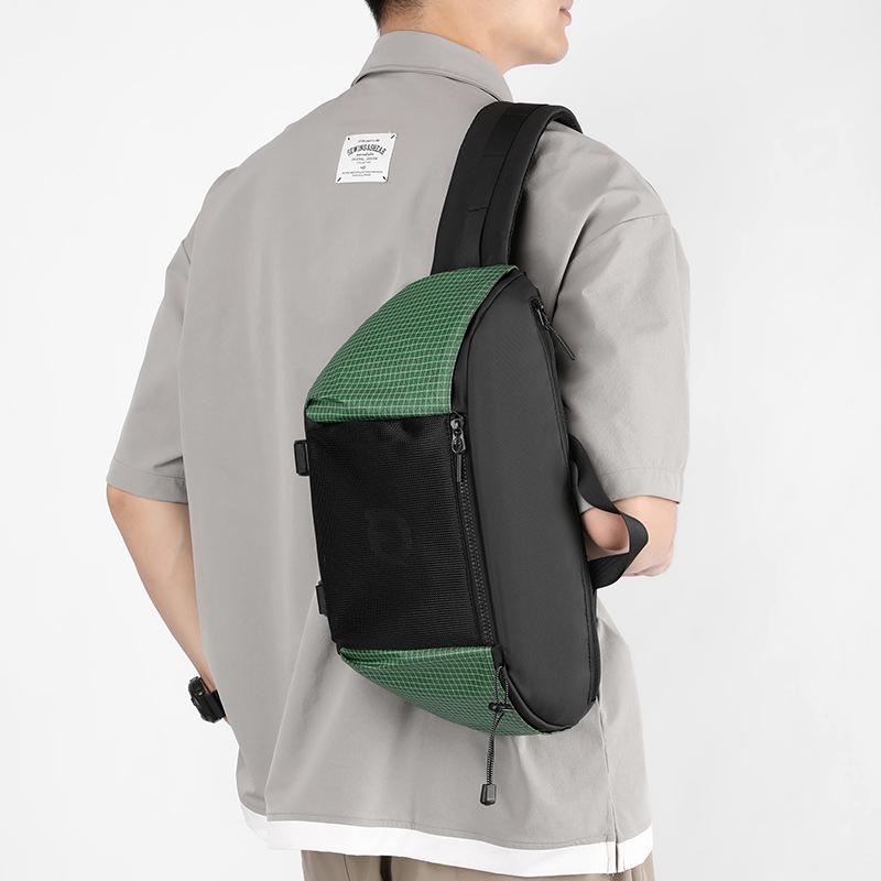 Men's Waterproof Nylon Cycling Waist Bag New Fashion Chest Pack Casual Crossbody Shoulder Sling Bag for Outdoor Travel