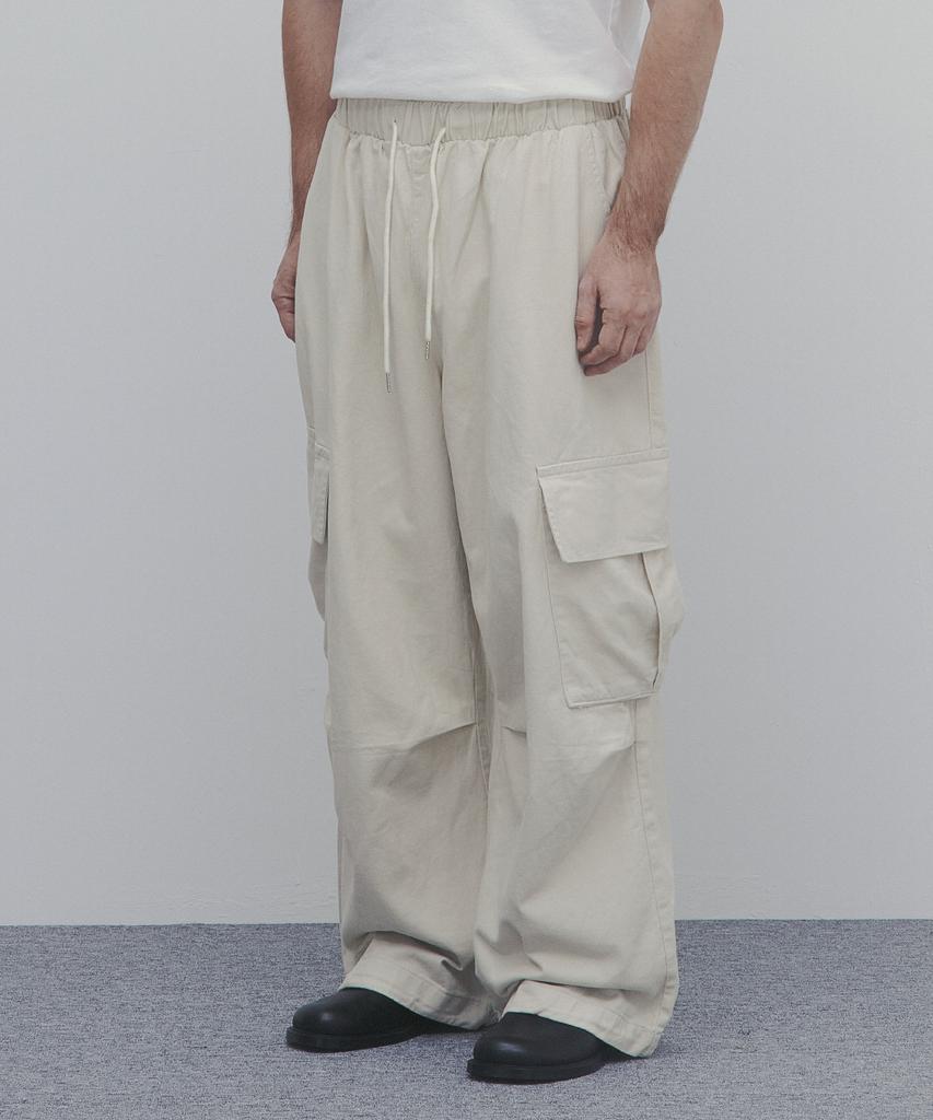 ANDAGAIN Washed Cotton Wide Cargo Pants (Ivory