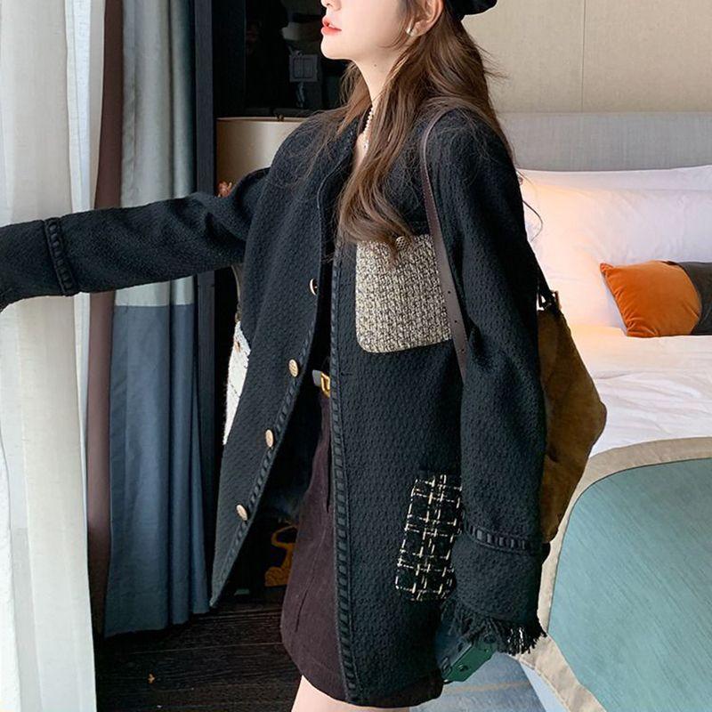 Woolen French-style Black Coat for Women, with A Sense of Design and Style, Perfect for Spring