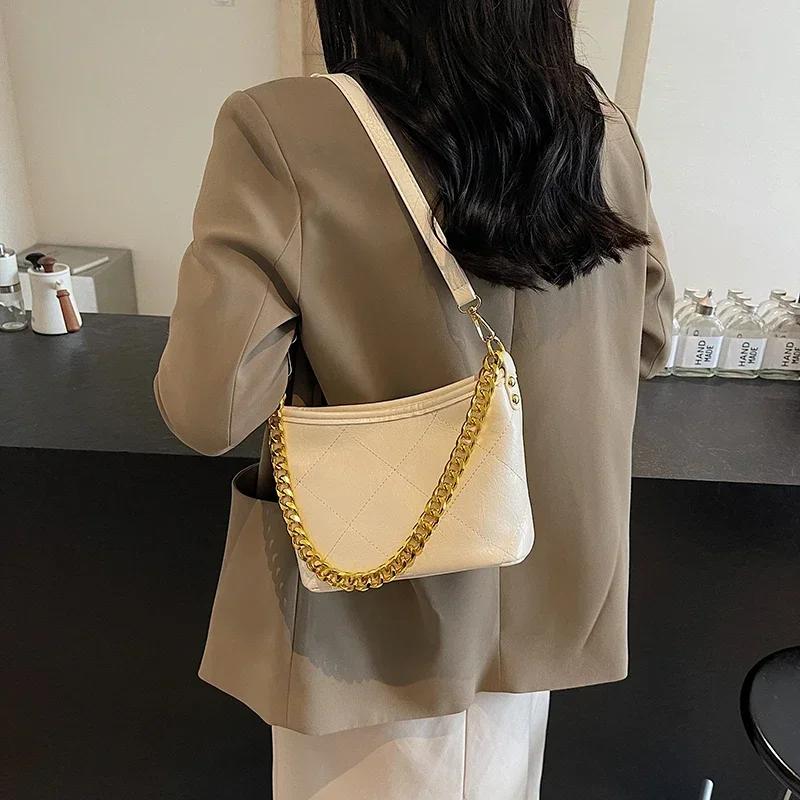 Premium Soft Leather  Bucket Bag Autumn Fashion Chain Versatile Single Shoulder Light Practical Bag