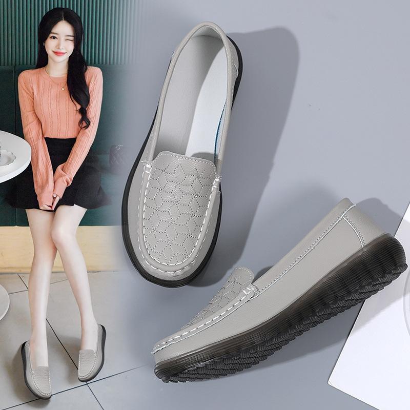 Anti-slip, Breathable and Comfortable Shoes - One-piece Women's Shoes with Soft Sole and Single Heel